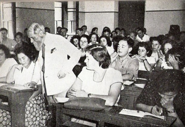 Looking at a thing and existing.